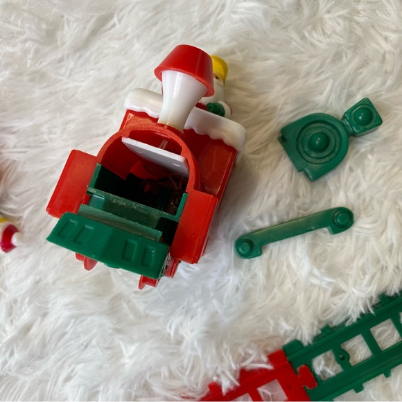 Vintage Christmas Battery Operated Electronic Musical Train Set - Picture 2 of 12